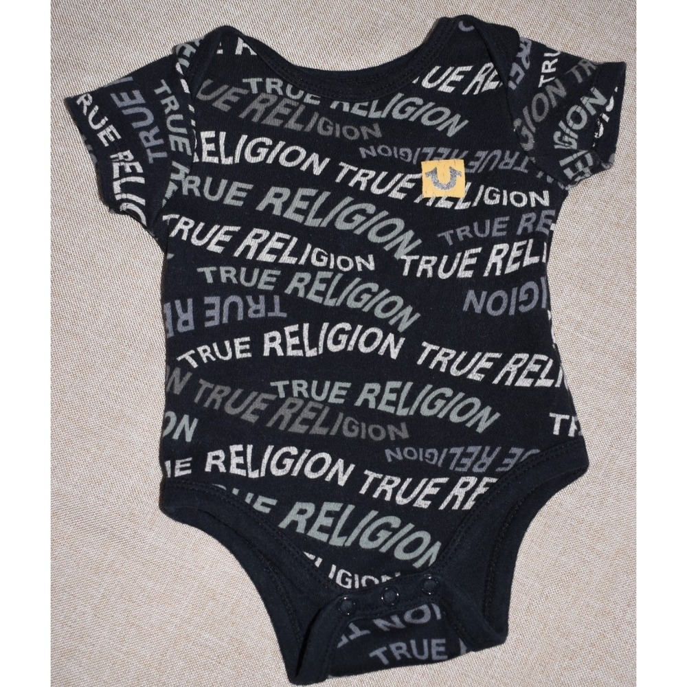 TRUE RELIGION Baby One-Piece 3-6 Months‎ Bodysuit Romper All Over Logo Print Tee